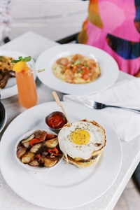 Start Easter Sunny Side Up with Brunch at Dantanna’s